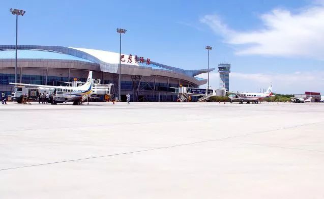 巴彦淖尔机场圆满完成2019年丝绸之路国际汽车拉力赛飞行保障任务