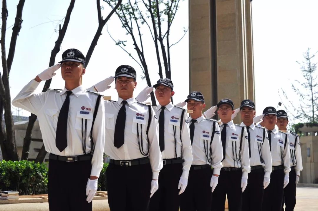 临淄有多少个亿万富豪40853个