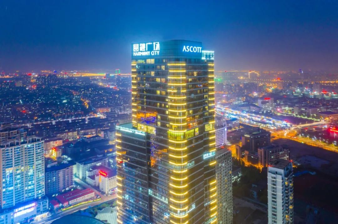 南通圆融广场荣获2019中国商业地产标杆项目