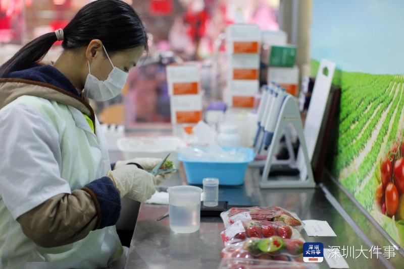 你送我检,半小时内短信通知结果,宝安食品安全宣传周受热捧