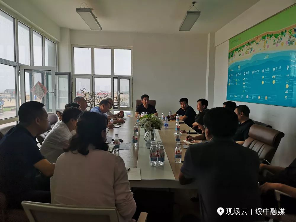 县委常委,宣传部长段然来到东戴河银泰水星乐园广场,视察绥中县2019年