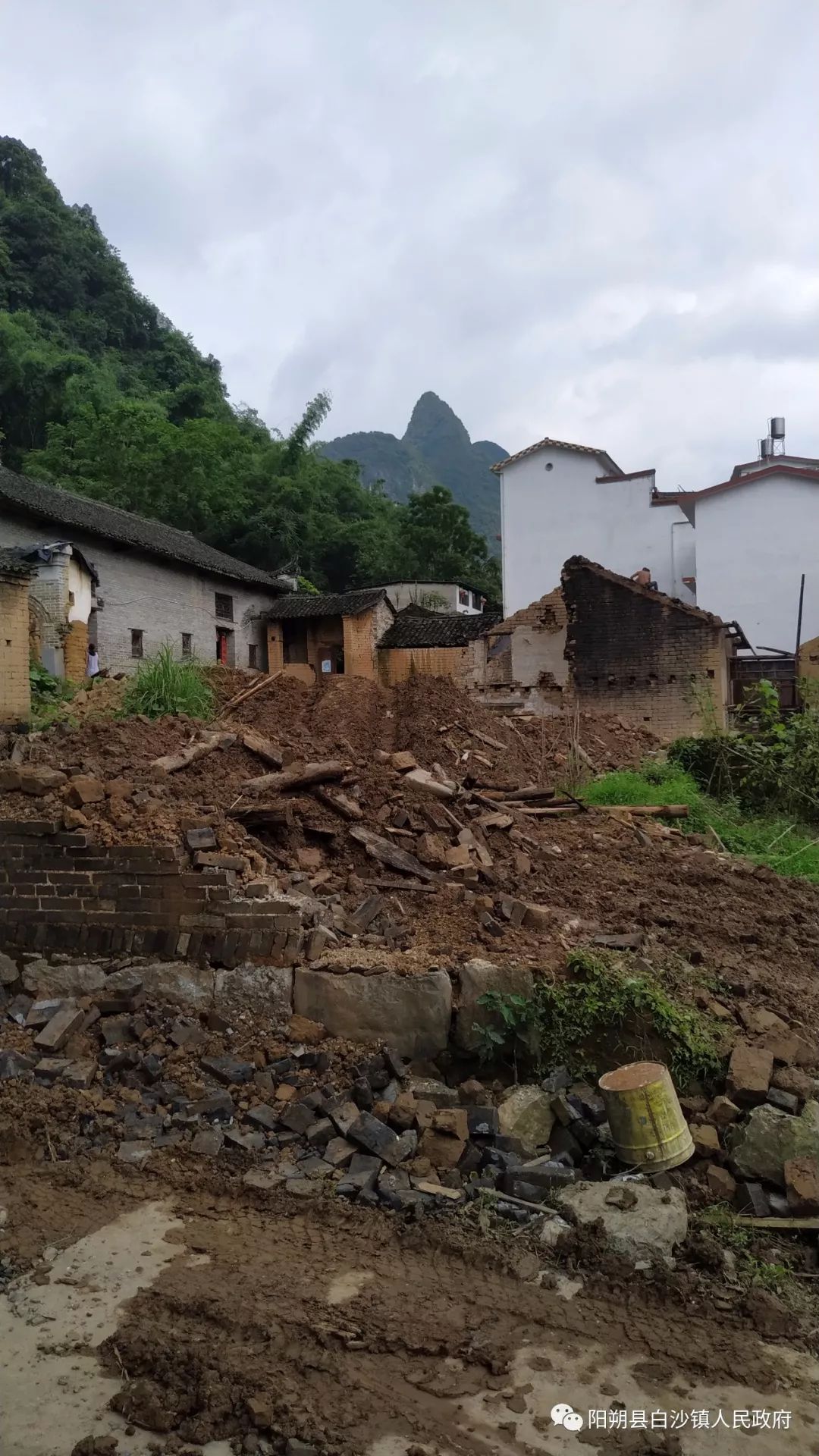 乡村风貌提升专栏白沙镇五拆五清工作扎实推进中