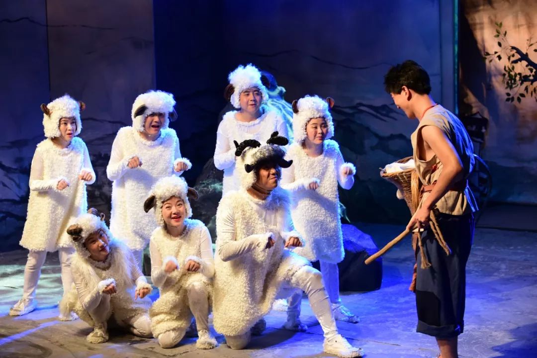 演出预告▏儿童剧听来的故事之鸡毛信本周上演带孩子看英雄故事