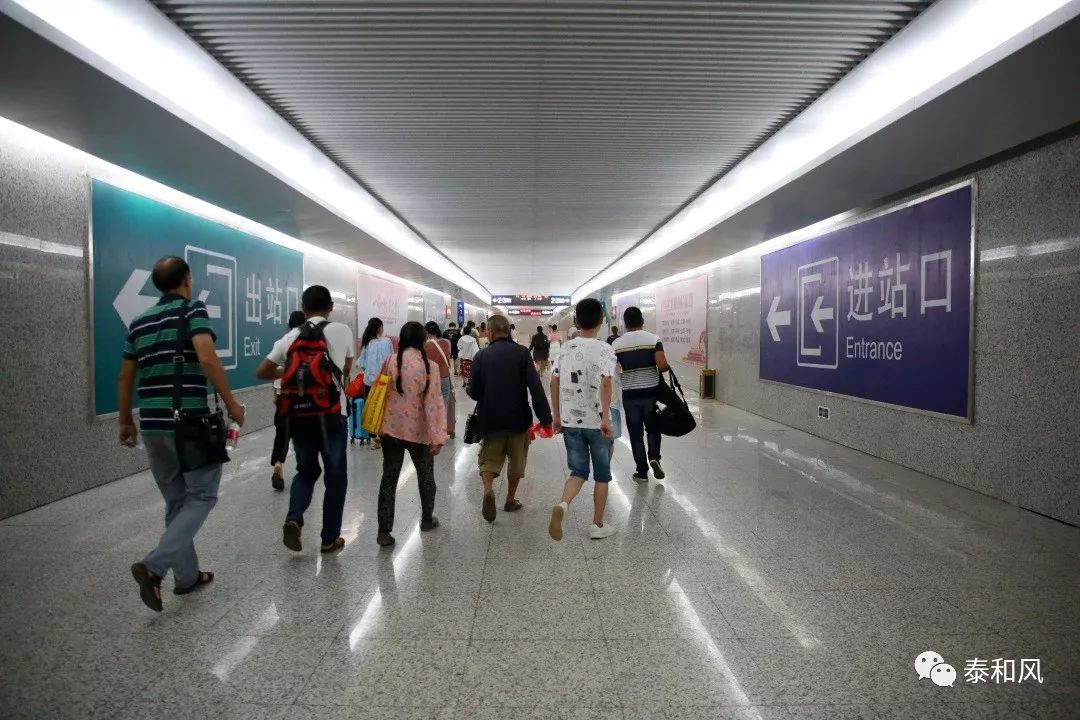 热点|昌赣高铁首座新车站泰和站正式启用,里面啥情况?进来看!_候车室