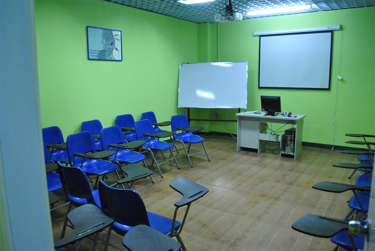 假外教丛生收费不规范线下英语机构的那些坑你踩过几个