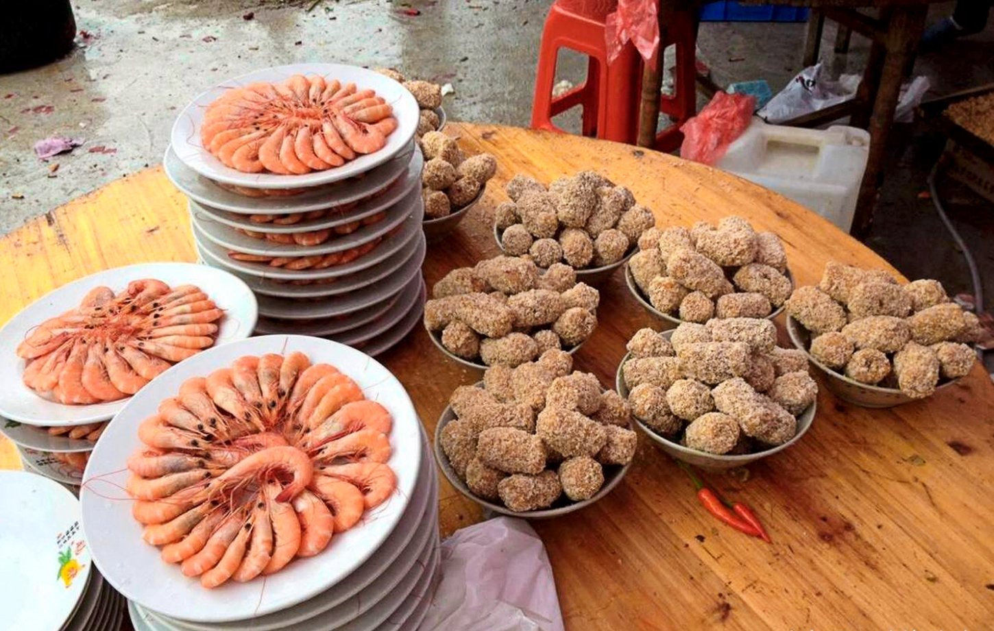 美食农村婚宴上的菜让人眼花缭乱猜猜哪里的酒席这么实在