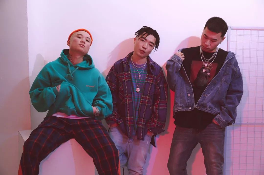 mengzi/孟 子《666》ansr j刘静宁2009年夏天,年轻的说唱歌手ansrj以