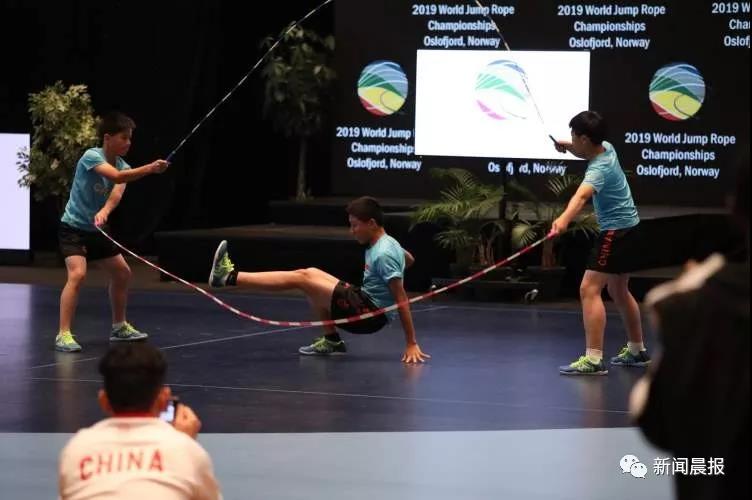 就有先后四次刷新吉尼斯世界纪录而扬名海外的黄俊凯,姜大礼,金振宇