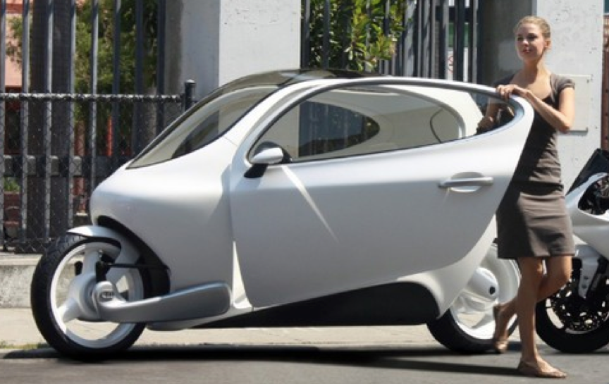 不倒翁摩托车强势来袭推不倒撞不到的摩托车