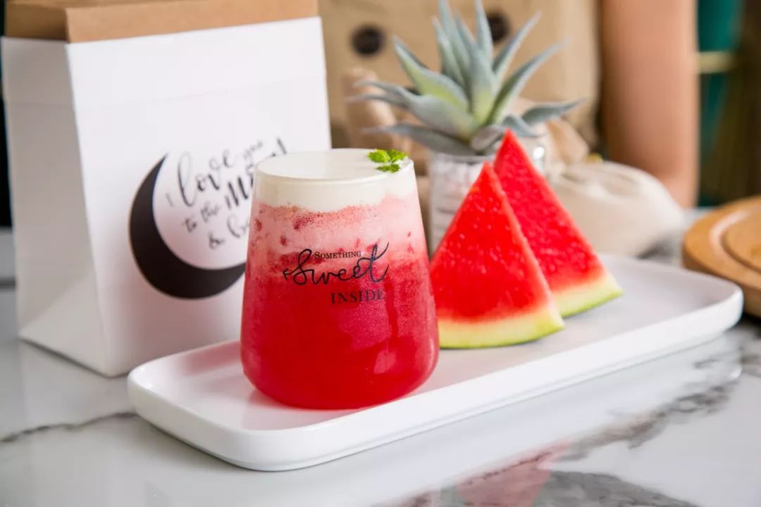 雪顶西瓜酪酪下一个备受广大 珠珠女孩>追捧的就是你了~q弹珍珠是藏在