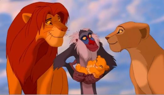 辛巴本是万兽瞩目的王子,是狮子王木法沙的儿子,是荣耀国的下一任国王