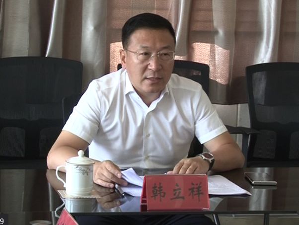 韩立祥讲话指出,非法加油站点和非法流动加油车等非法