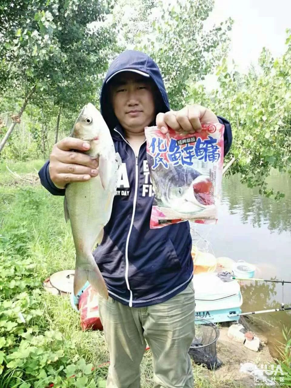 "无心插柳 首次浮钓鲢鳙,化氏鲢鳙饵料助我终有小获