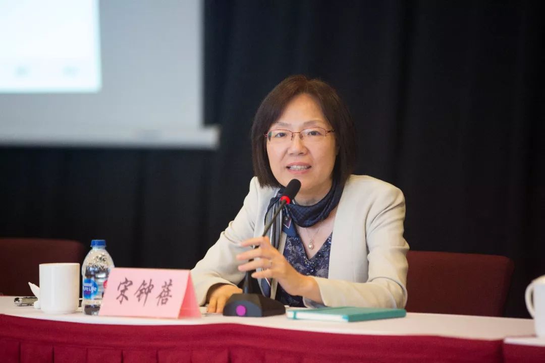 中福会党组开展不忘初心牢记使命主题教育系列党课