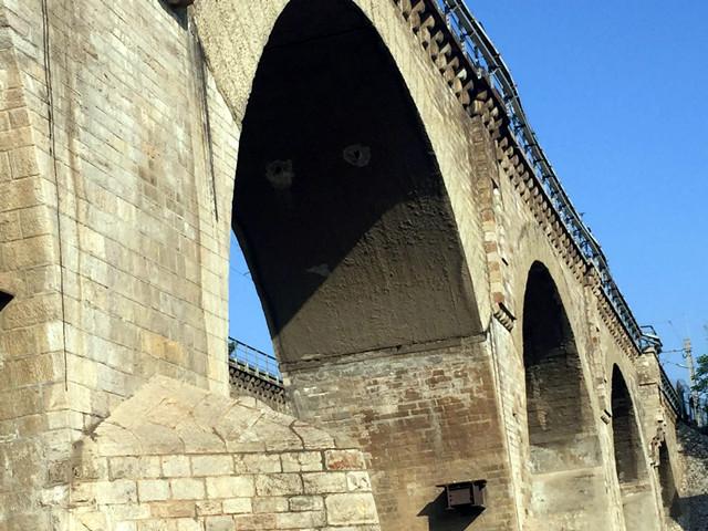 津浦铁路绝版风景藏身山林里济南长清区张夏德式克隆桥