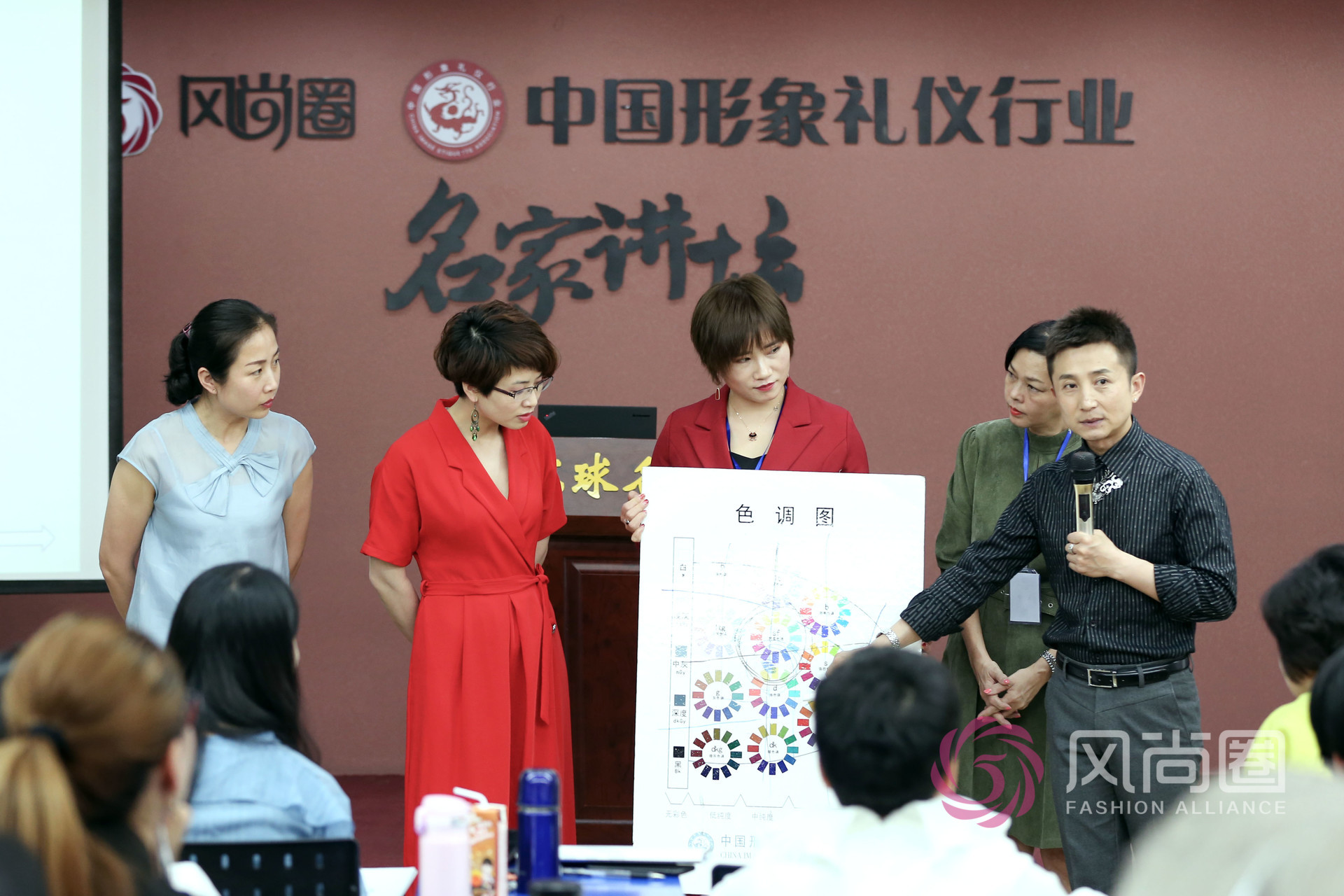形象管理师专业班教你如何把衣服穿出品质感