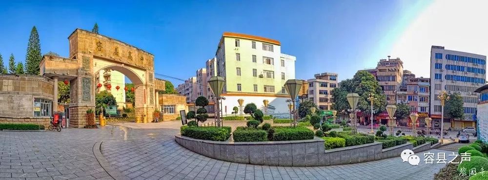 19高考容县高中考上清华大学,北京大学各一人.