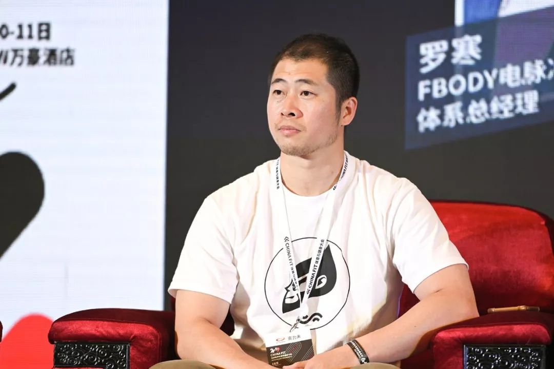 杜健,本源训练创始人,私人教练出身,从事健身行业近20年.