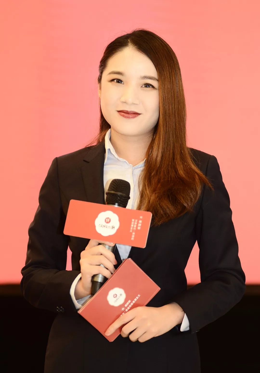 股份有限公司油脂事业部市场部施孟君女士主持会议