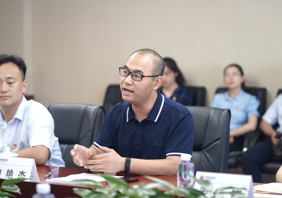 全市共青团工作现场观摩团到烟台龙源观摩指导