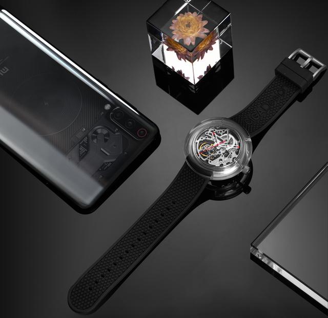 小米商城上线首款机械表360度全透明的机械美感立马就爱了
