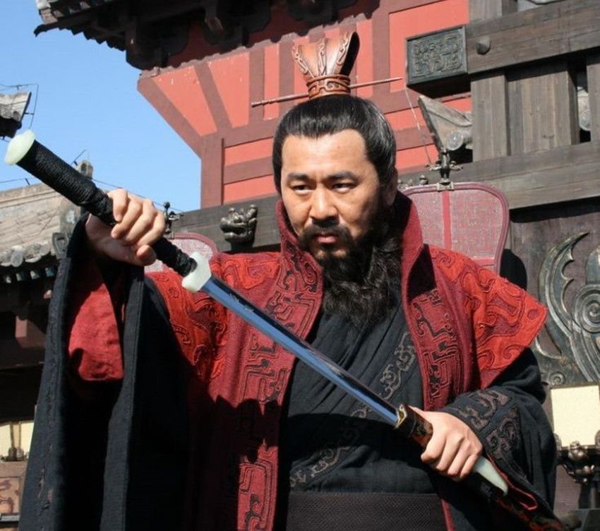 曹操在读周文王、乐毅、蒙恬三人时,为何读一次,流一次泪_明本志