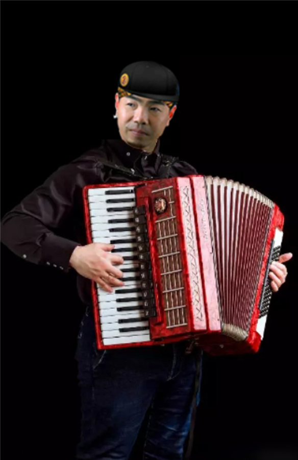 2019年最具收藏实力派画家梁超进