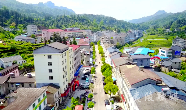 一村一落皆美景 美丽乡村入画来_下堡坪乡