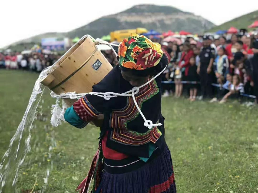 会东县火把节图片