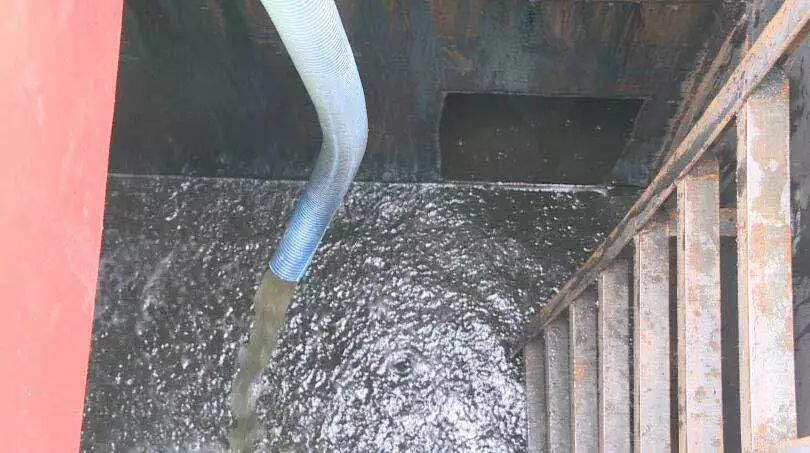 全接收"示范港区建设,今后对进出港船舶实现生活污水,生活垃圾全免费