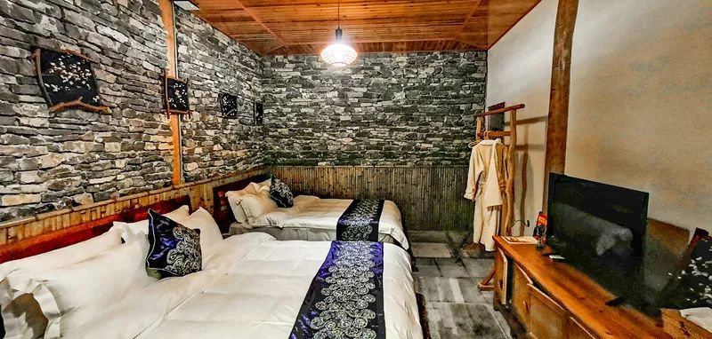 重温旧时光:怡山海山居民宿带你走进30年前的石头房