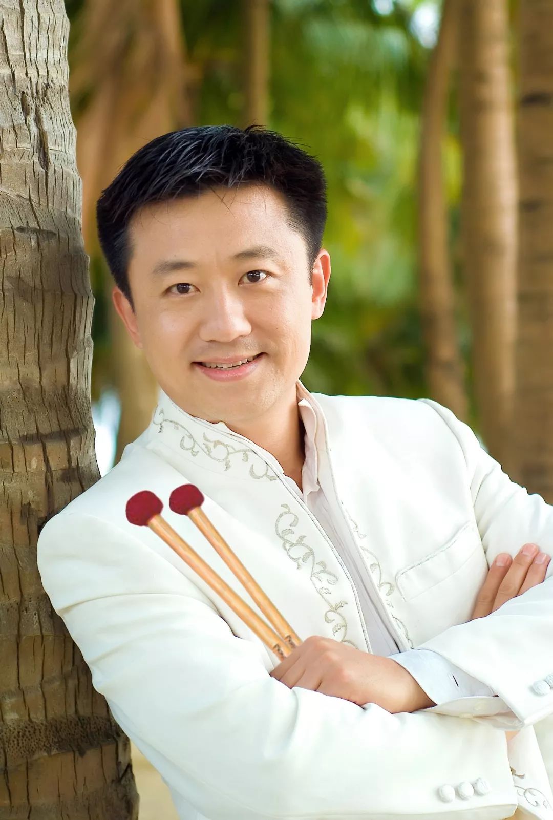 2019年2月24日在国家大剧院演出民族管弦乐《大潮》中打击乐领奏,6月