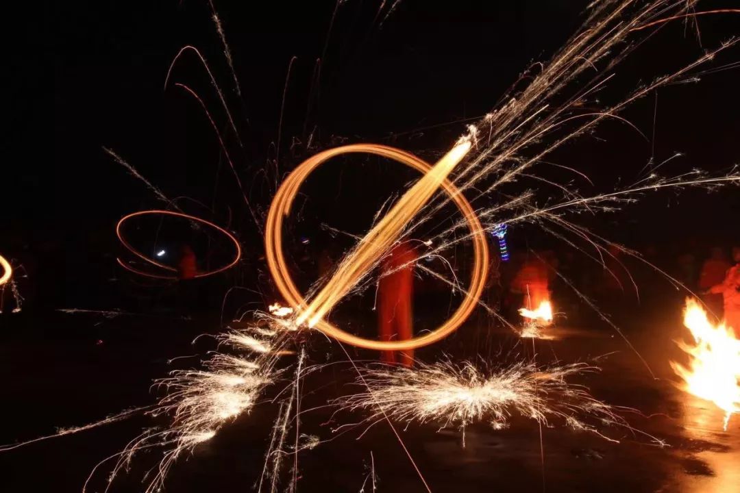 震撼延续已有一千二百多年历史的井陉北关火流星将于本周六再现