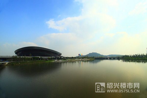 沙盘区置业顾问告诉小编,他们的洋房在规划之初,便充分考量绍兴文化