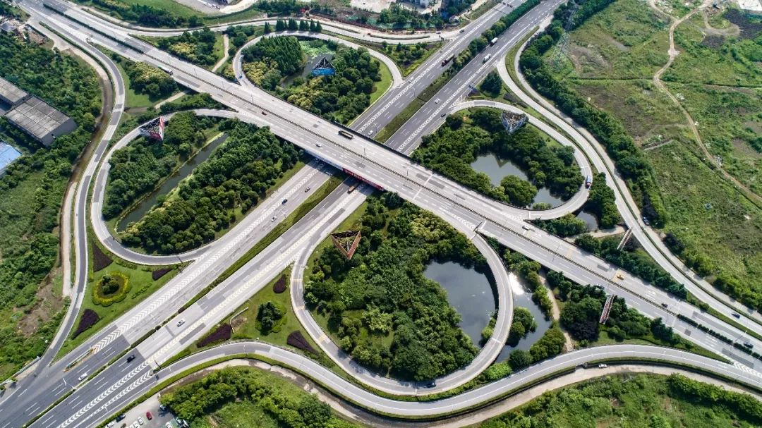 辉煌70年61美里湖州摄影大赛之大道畅行篇