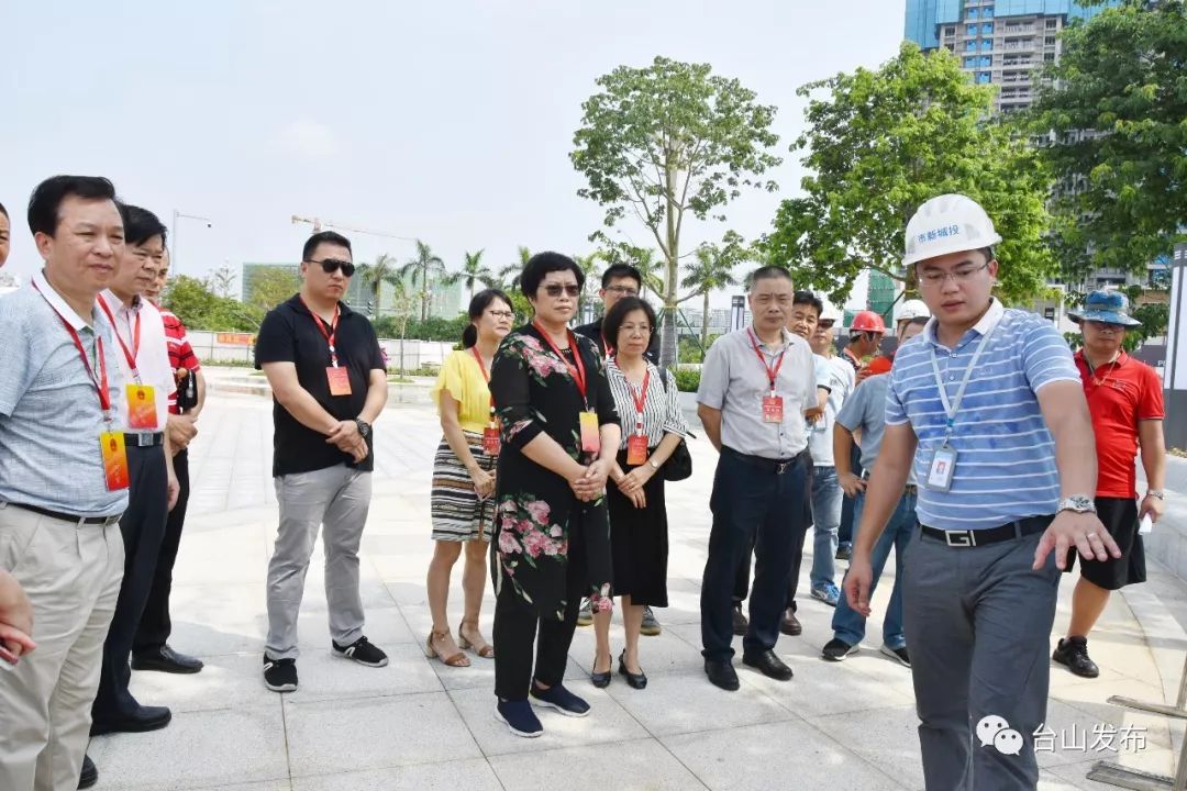 第一監督小組由市人大常委會城建環保工委工作人員及部分台山籍的江門