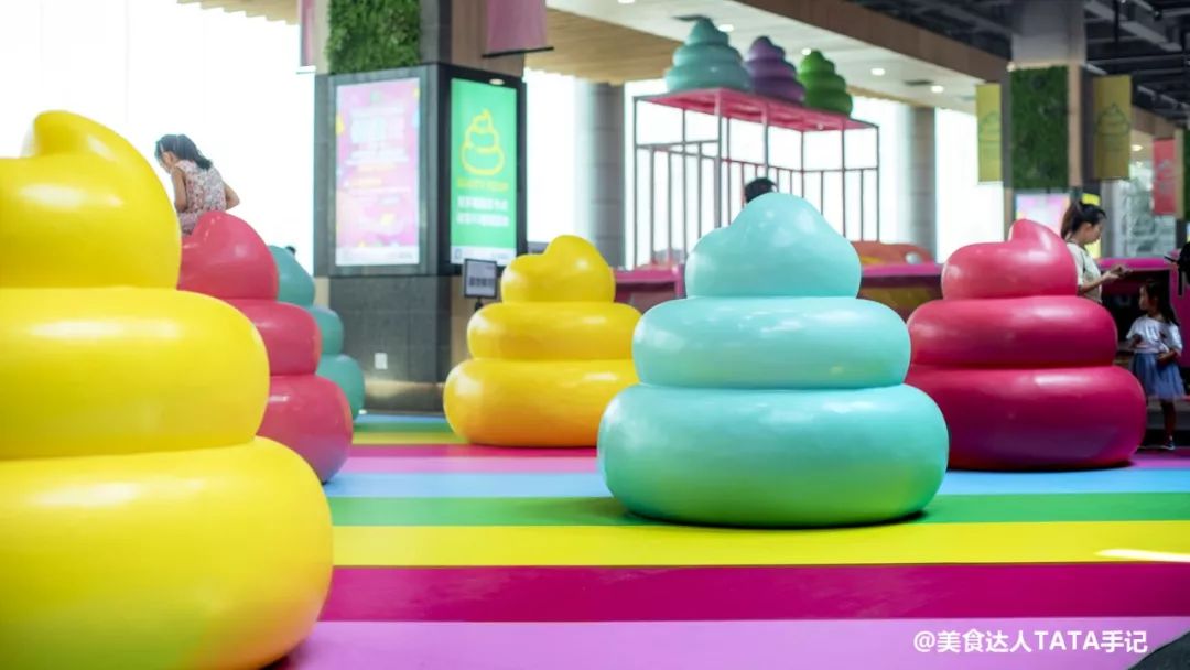 可以体验一把在巨人小世界变换的视觉感啦