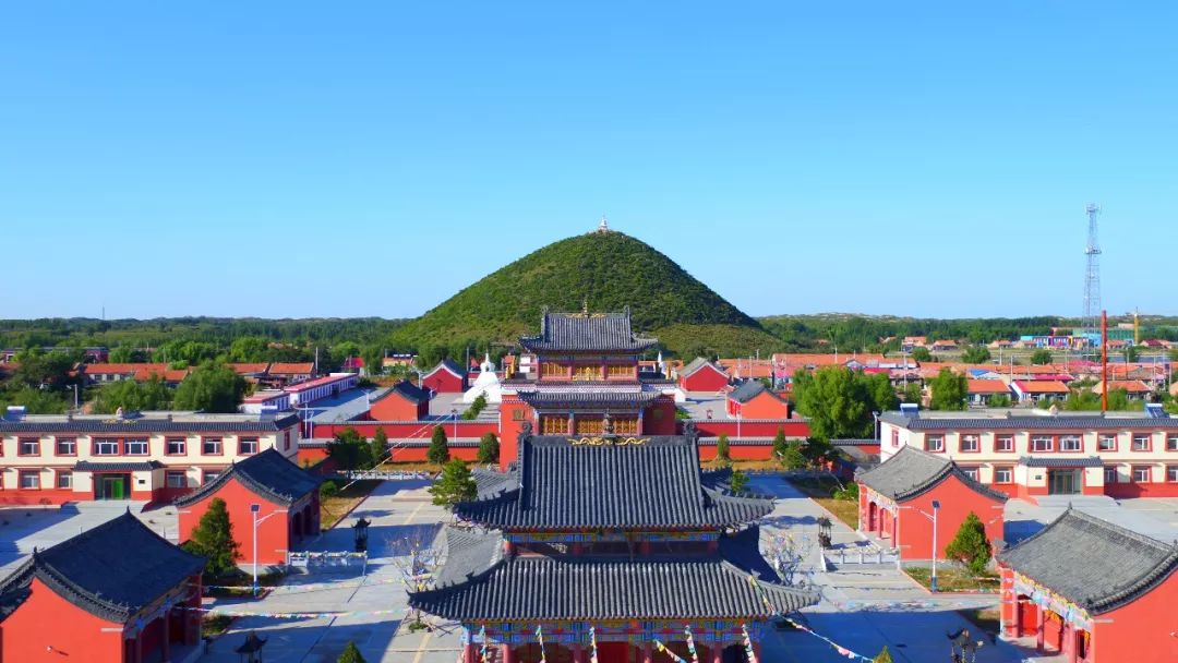 市科尔沁左翼后旗中部的科尔沁沙地,这里距旗政府所在地甘旗卡60公里