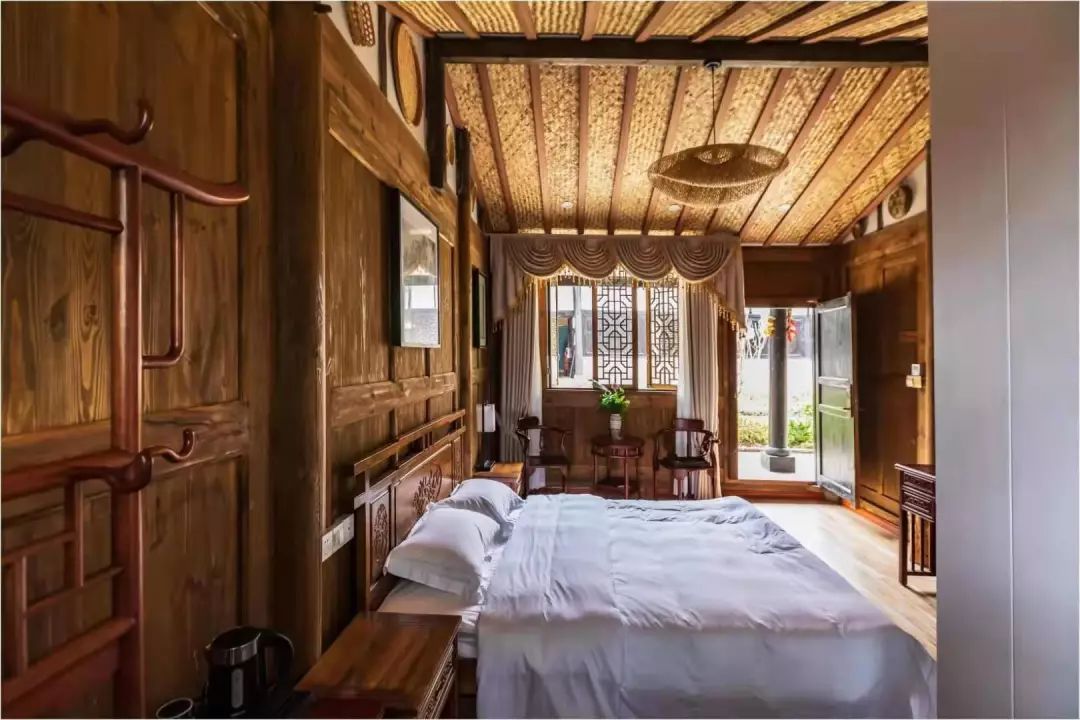 来通江"红云崖民俗村"观大戏咯!今明两天川剧盛宴轮番上演!