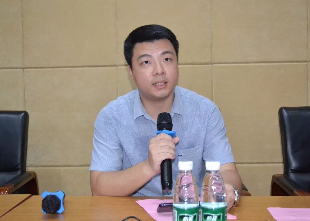 普宁市教育局举行2019年幼儿园园长任职资格培训班开班仪式_李悦双