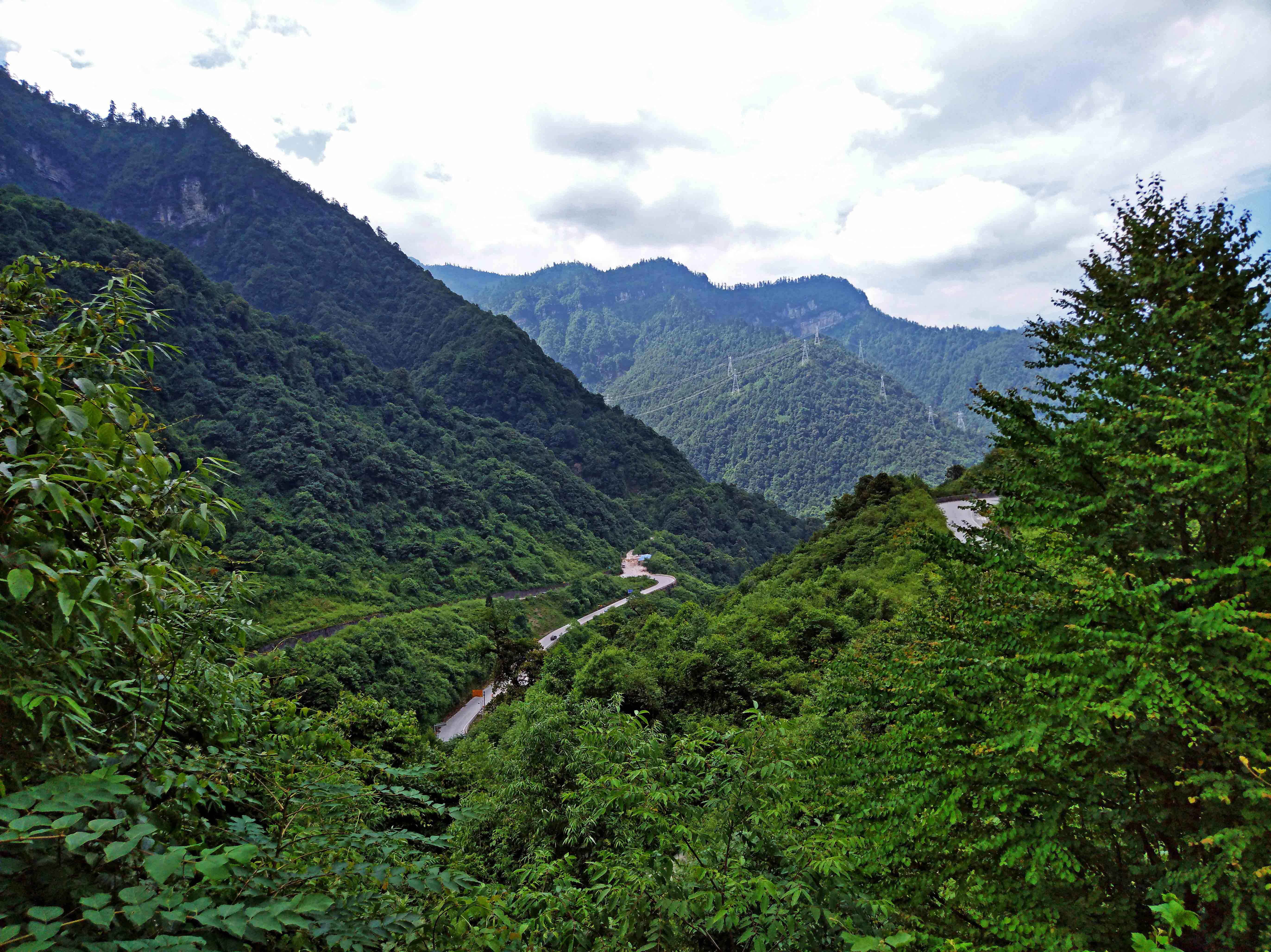 川藏线二郎山图片