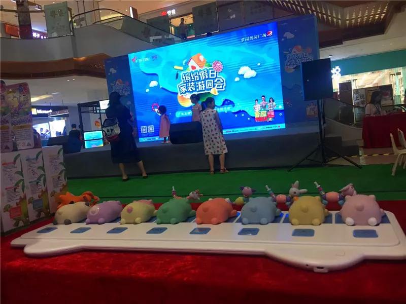 火辣辣的夏天火辣辣的你和喵咪钢琴