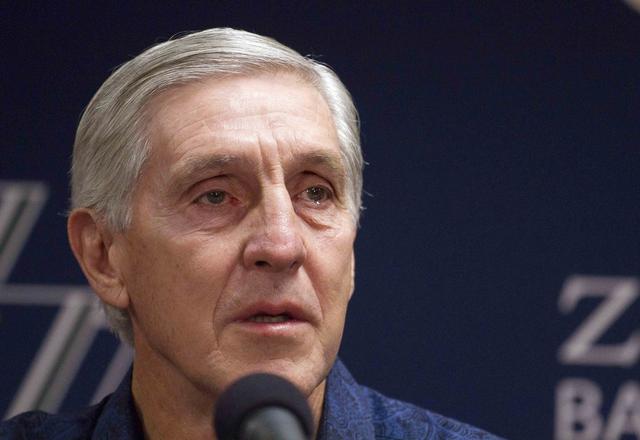 原创为他祈祷爵士功勋斯隆双病折磨生命垂危他不止是一名传奇教练