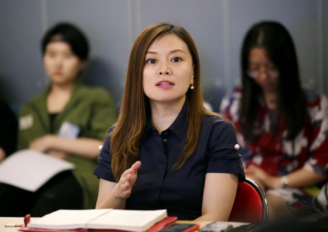 对于这个栏目,北京电视台副总编辑徐滔说,"朝着一个方向,连续地积累