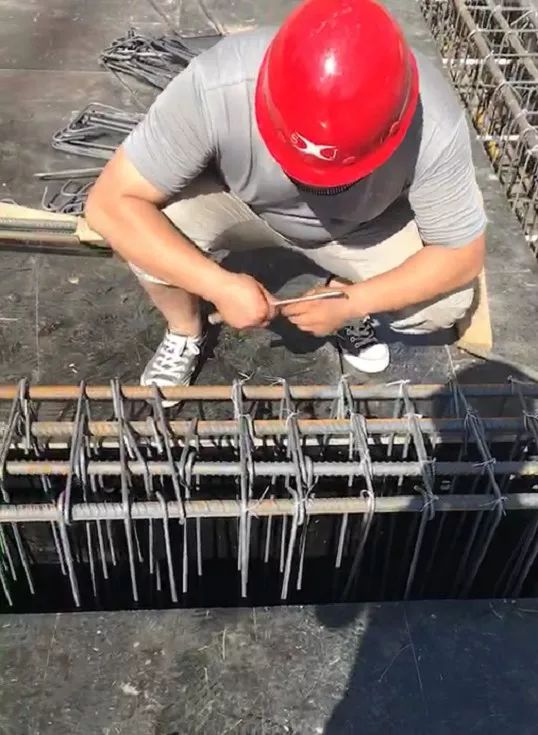 天茂城续建三期工地实地绑扎钢筋实践感悟(工程部 陶乾)