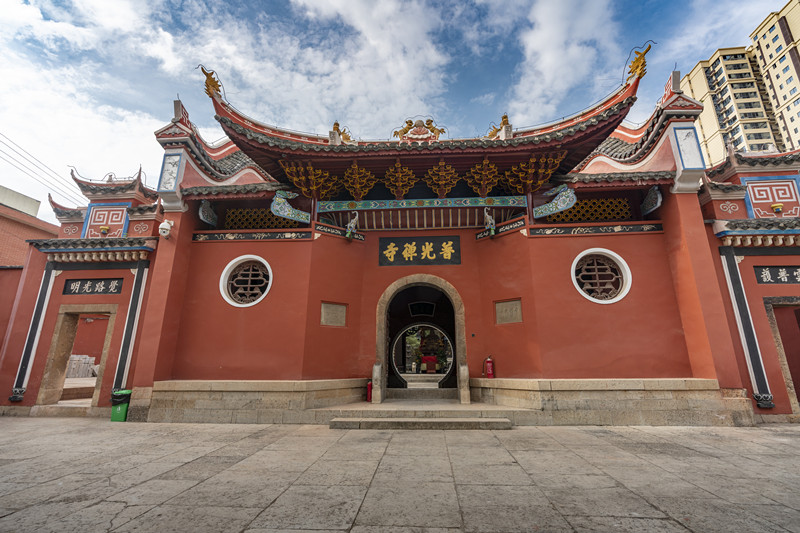 张家界白羊古刹景区重新对外开放