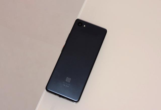 小米有品上线全面屏新手机,499元再探价格底限,体验还超棒_qin