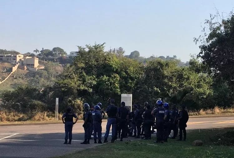 夸祖鲁纳塔尔大学暴力抗议教学工作叫停