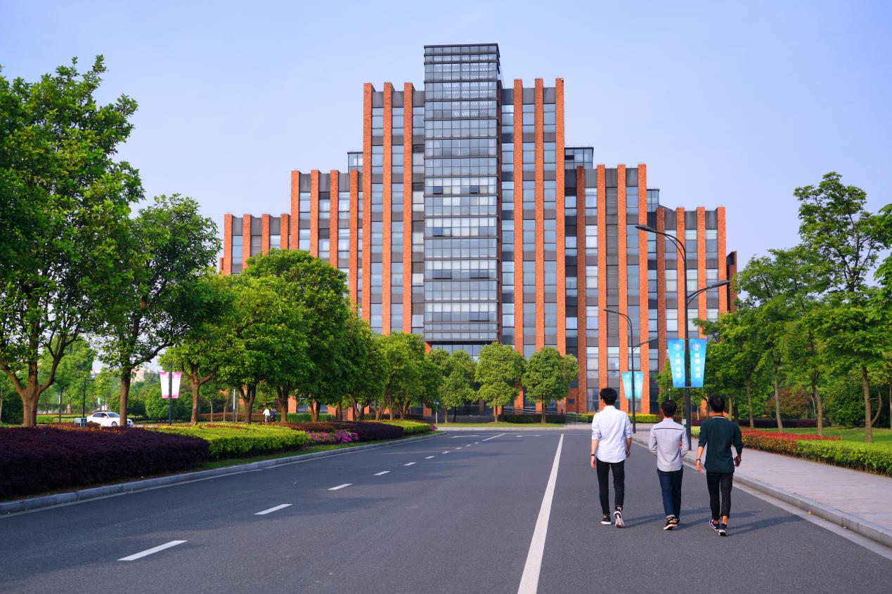 梦想新起点浙江财经大学东方学院