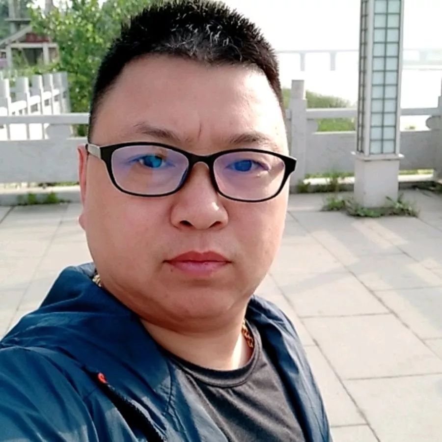重:73kg出 生 地 :英山县温泉镇现居住地:武汉星 座:射手座个人爱好